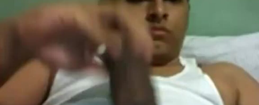 Hot str8 dominican guy playing with his dick in front of the webcam