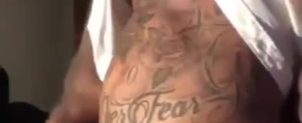 Delicious uber sexy beefy tatted muscle dude Jerking off