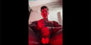 Oiling up my big cock while wearing my superhero costume jake andrich (jakipz)