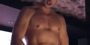 Hot stripper quickly sucked
