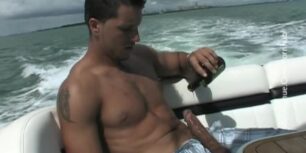 Muscle stud doing his solo show outdoors