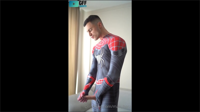 Jerking my big cock in my spiderman costume max barz (max_barz)