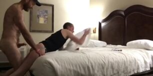 Top breeds me while his boyfriend was away