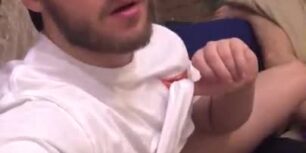 A quick morning blowjob