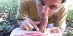 Horny farm workers fuck in the bushes