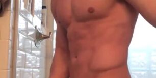 Hot muscled twink showing off his tasty cock